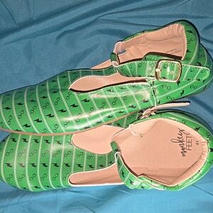 Monkey Feet Harry Potter Green Sz 9.5